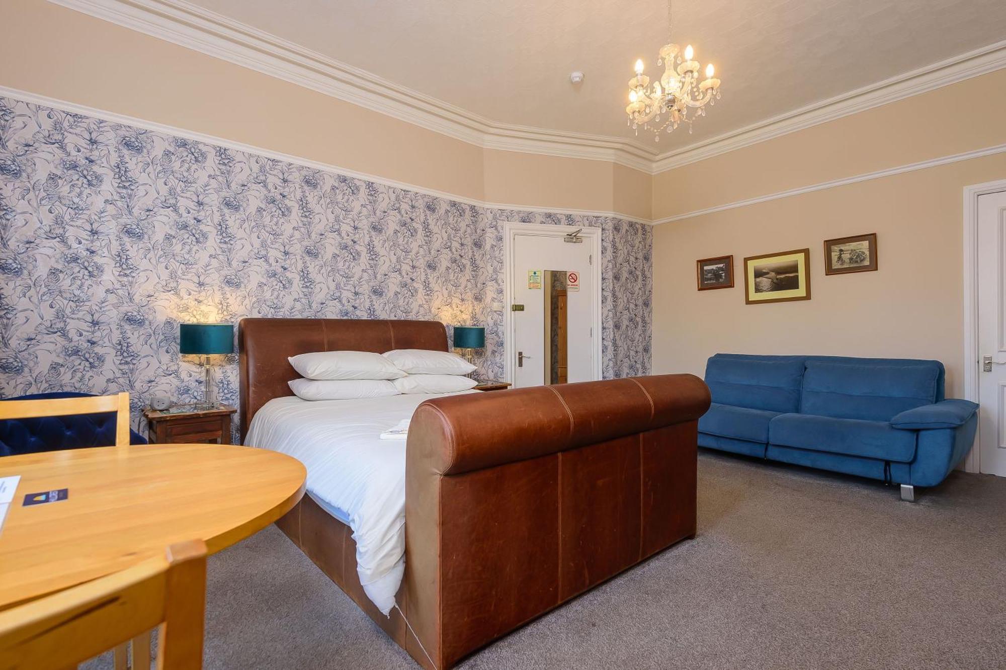 Bed & Breakfast Hillcrest Whitby